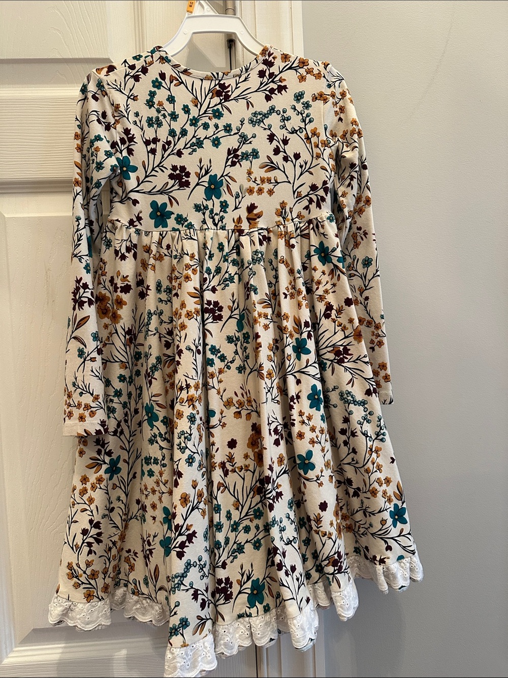 Gigi and Max twirl dress, size 6-7 - Picture 5 of 6